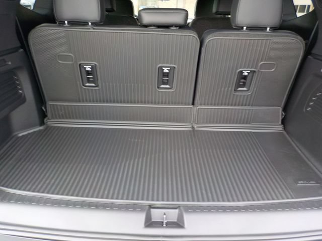 New 2027 GMC Acadia Elevation w/ Elevation Premium Package AWD/4WD image 31
