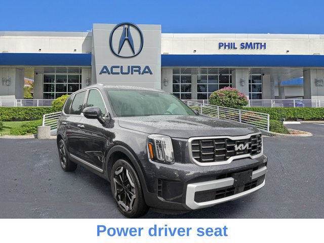 Used 2025 Kia Telluride S FWD image 3
