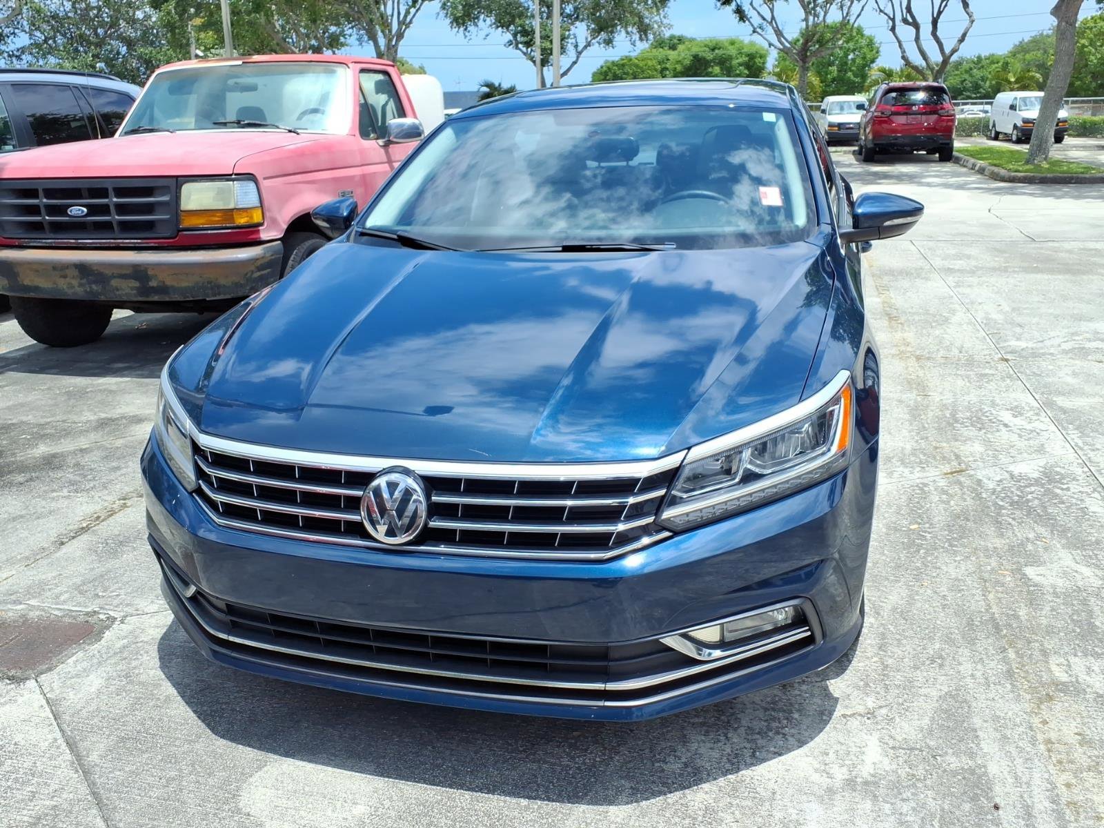 Used 2018 Volkswagen Passat 2.0T SE w/ SE Lighting Package FWD image 8