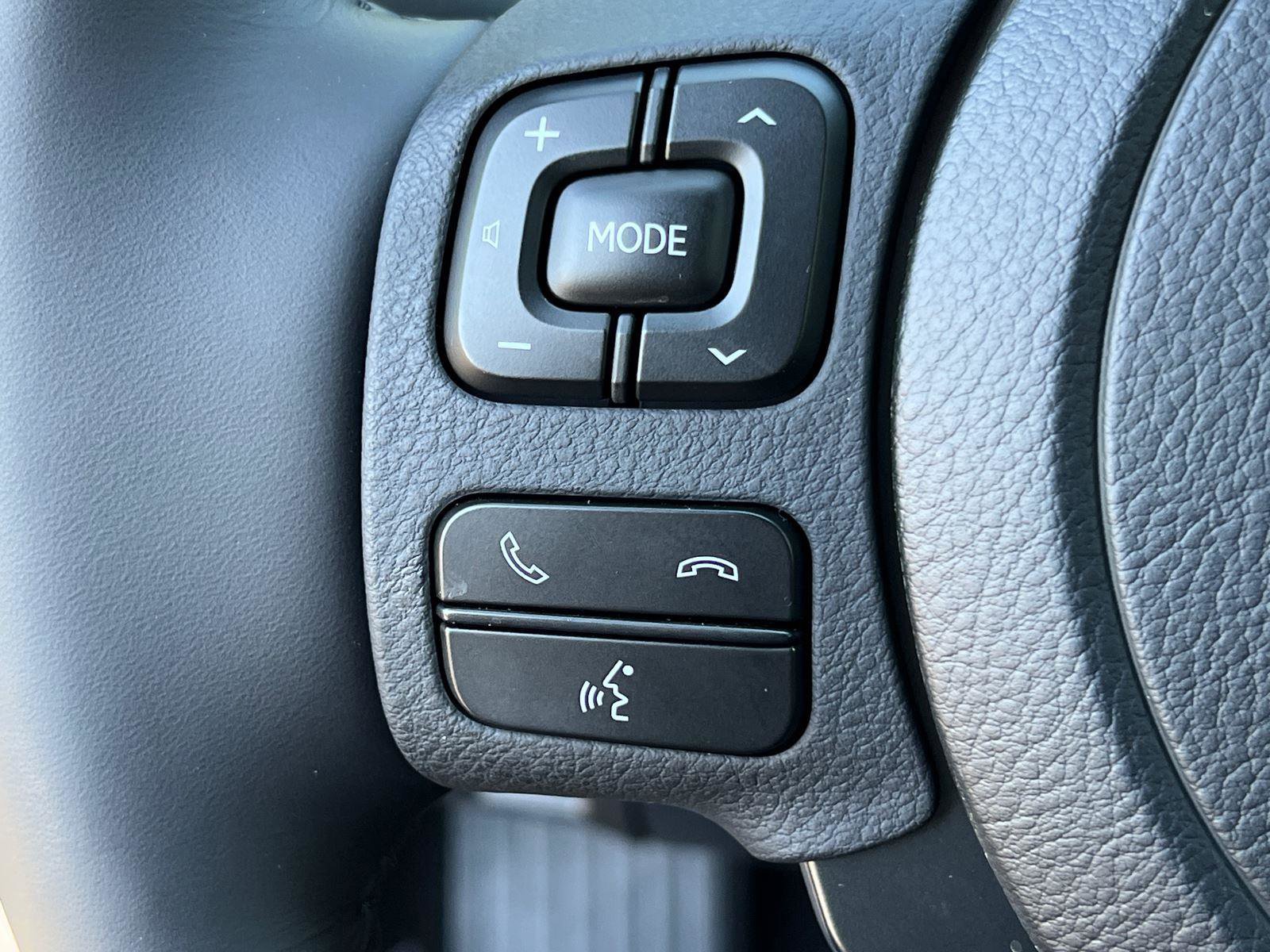 Used 2025 Lexus IS 350 F Sport image 25