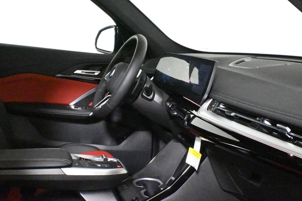 Used 2025 BMW X1 xDrive28i w/ M Sport Package image 33