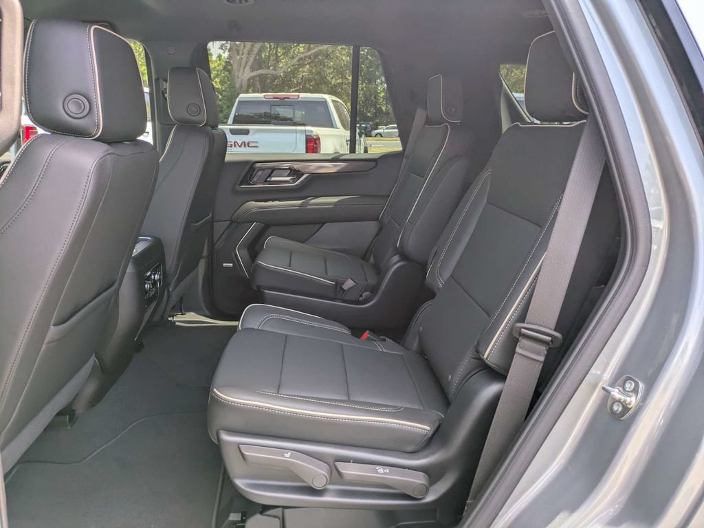 New 2026 GMC Yukon Elevation AWD/4WD image 15
