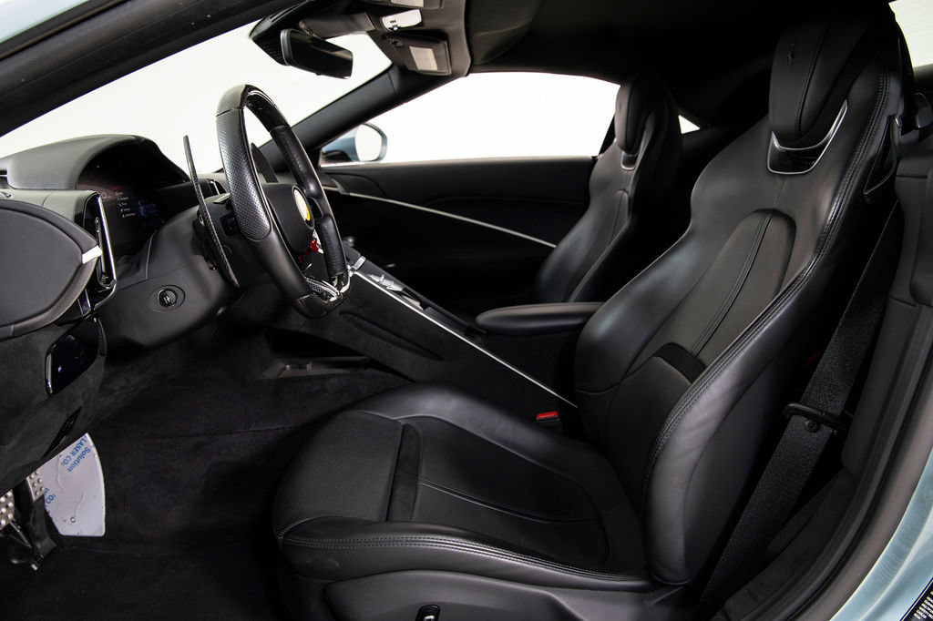 Certified 2024 Ferrari Roma Spider RWD image 5