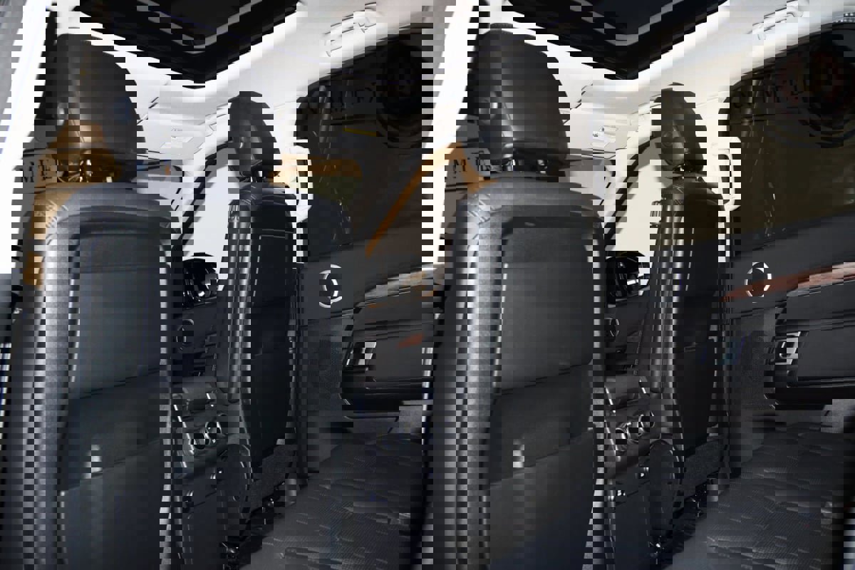 Used 2018 Land Rover Discovery HSE image 51