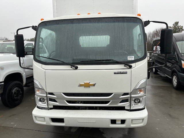 New 2025 Chevrolet Low Cab Forward image 16