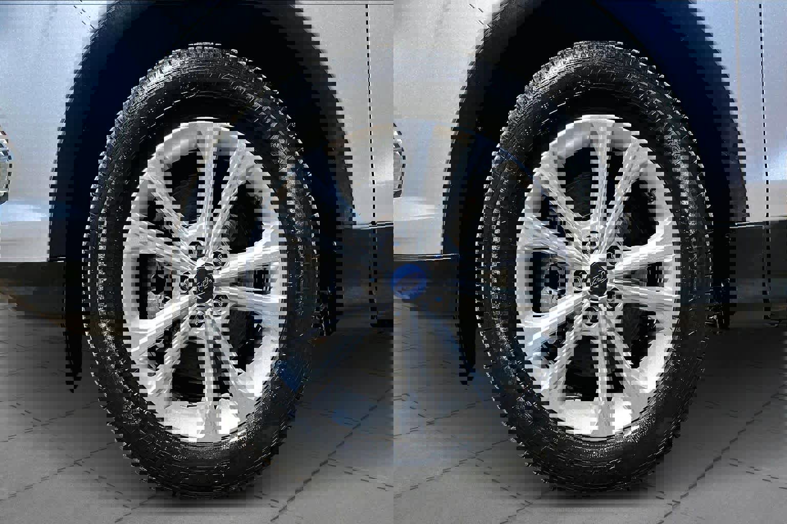 Certified 2019 Ford Escape SE image 11