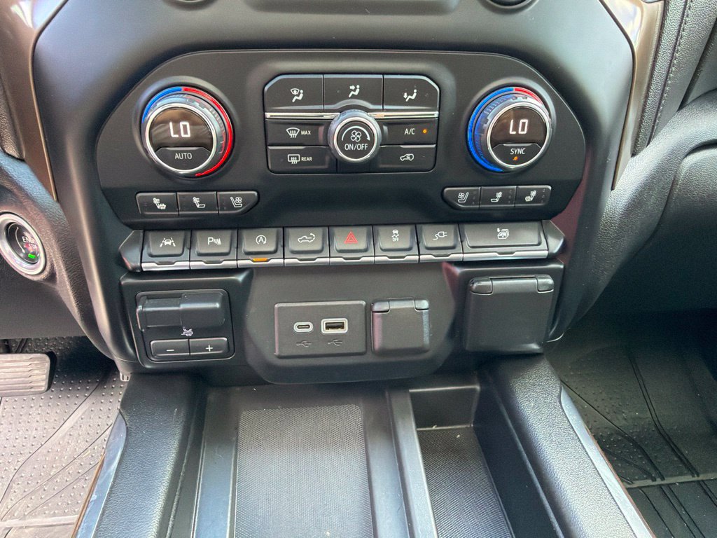 Used 2019 Chevrolet Silverado 1500 High Country AWD/4WD image 29