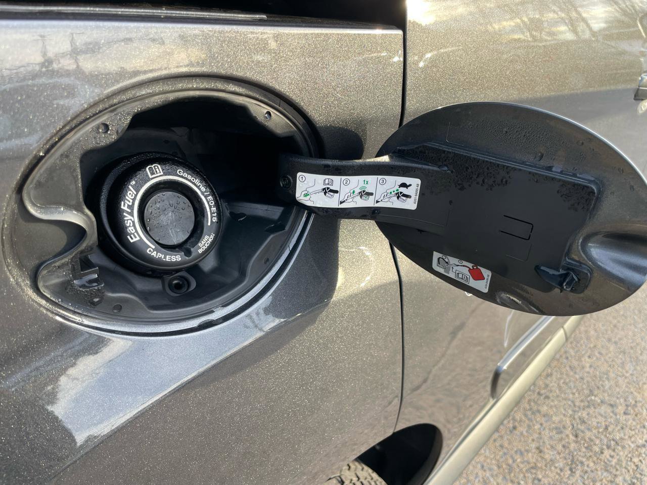 Used 2016 Ford Transit Connect XLT image 38