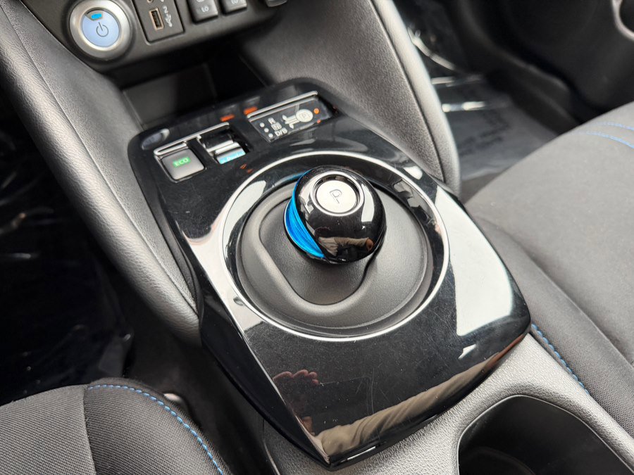 Used 2024 Nissan Leaf SV Plus image 26