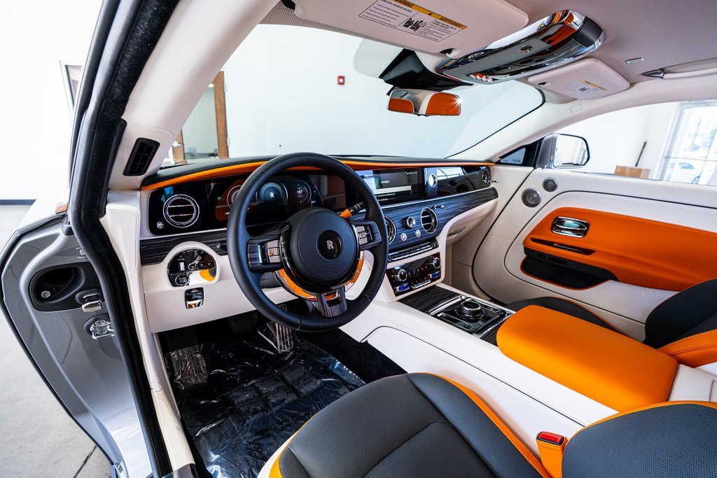 Used 2024 Rolls-Royce Spectre w/ Spectre Launch Package image 38