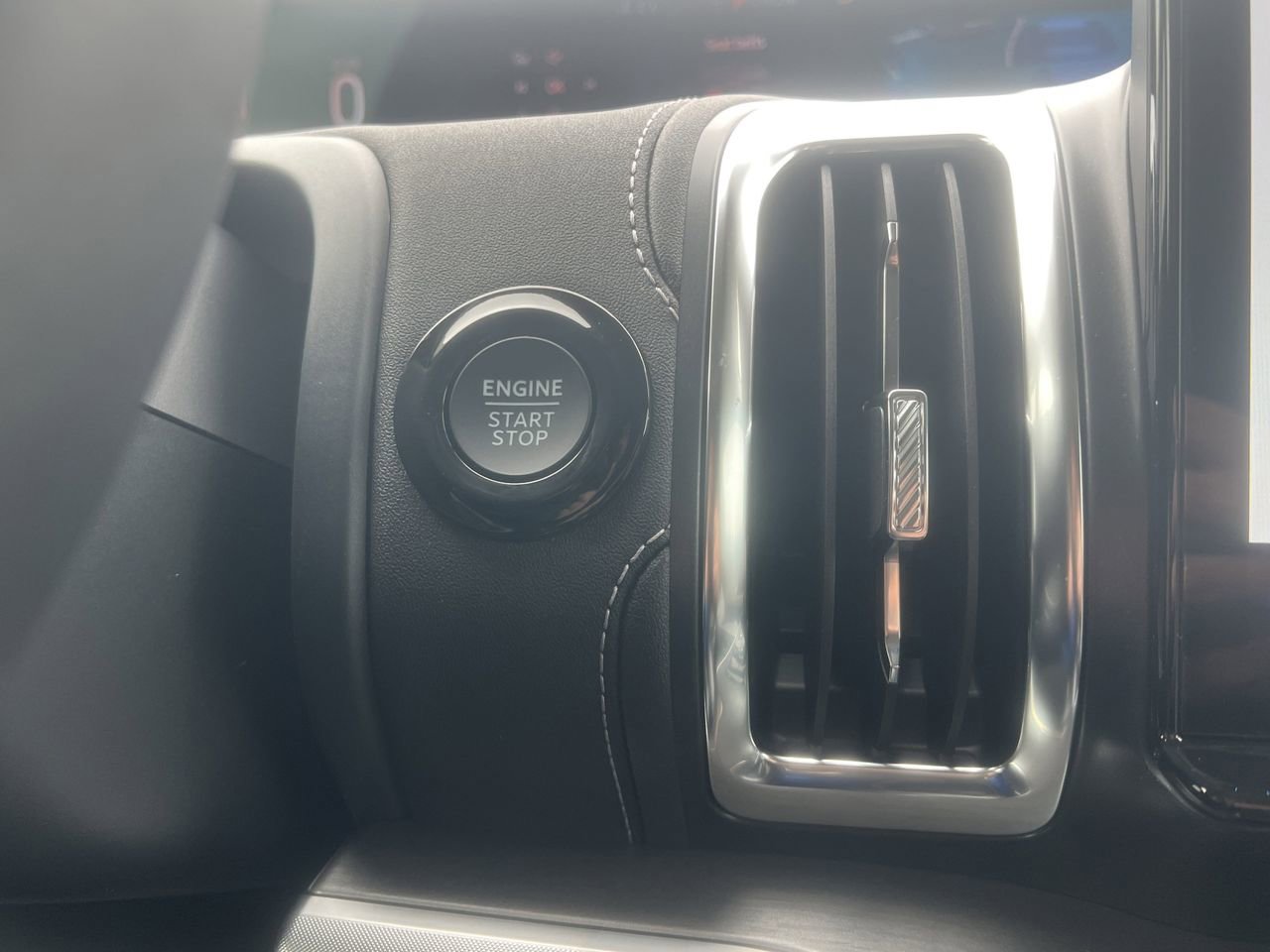 New 2026 Ford Expedition Max Platinum AWD/4WD image 6