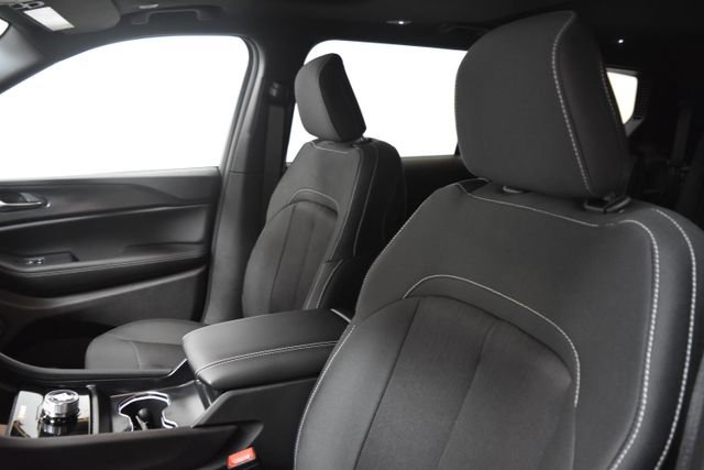 New 2025 Jeep Grand Cherokee L Laredo w/ Luxury Tech Group I image 10