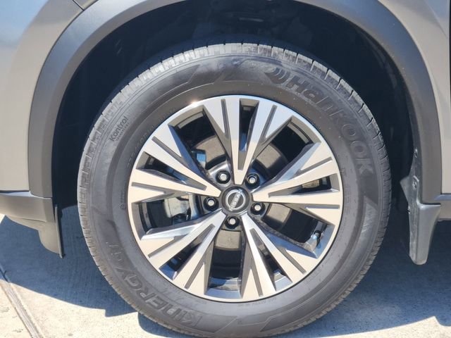 Used 2023 Nissan Rogue SV AWD/4WD image 8