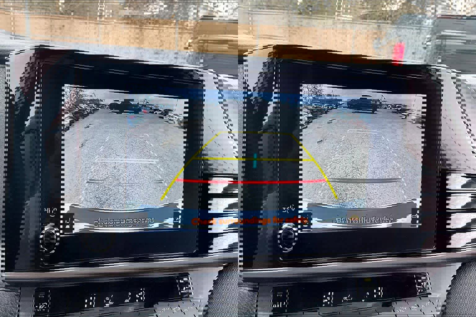 Used 2025 Toyota Camry LE w/ Convenience Package image 26