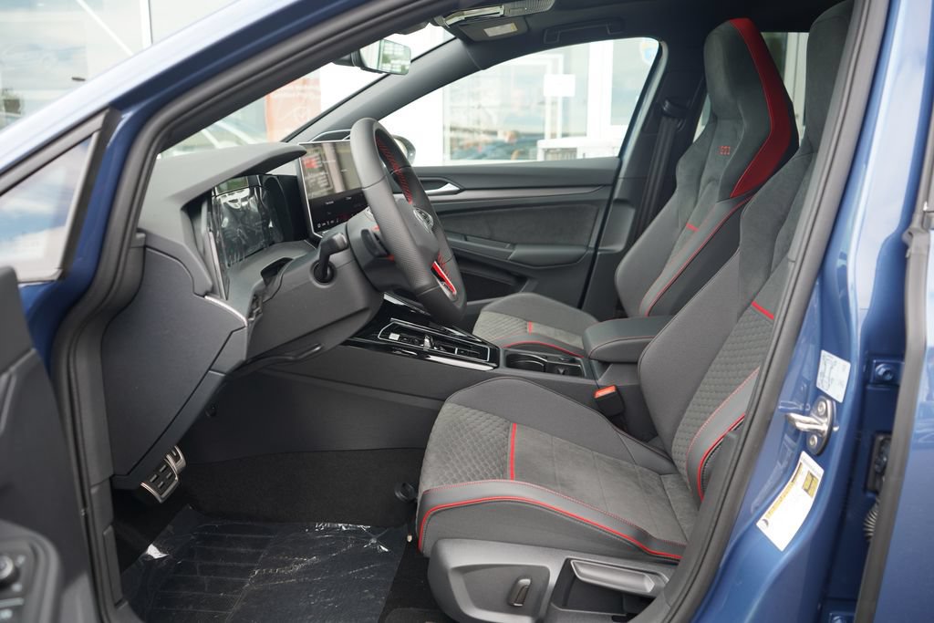 New 2026 Volkswagen GTI SE FWD image 6