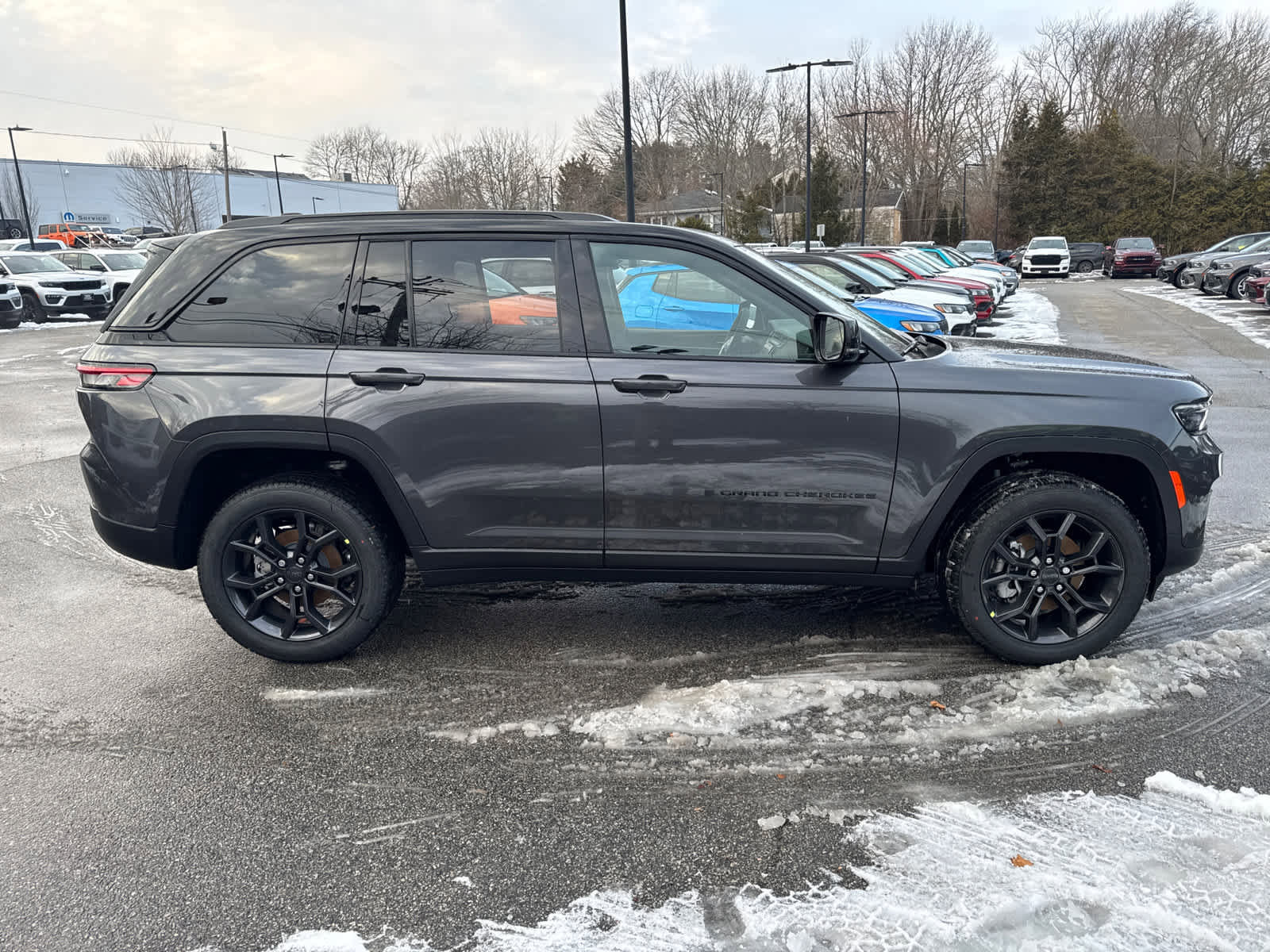 New 2025 Jeep Grand Cherokee Limited w/ Trailer Tow Package AWD/4WD image 7