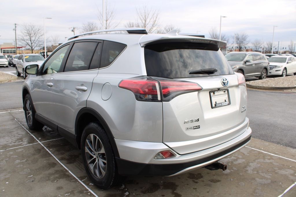 Used 2016 Toyota RAV4 XLE image 5
