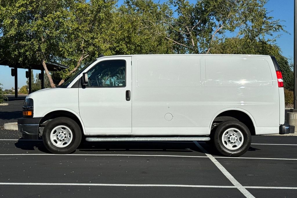 Used 2024 Chevrolet Express 2500 w/ Driver Convenience Package image 14