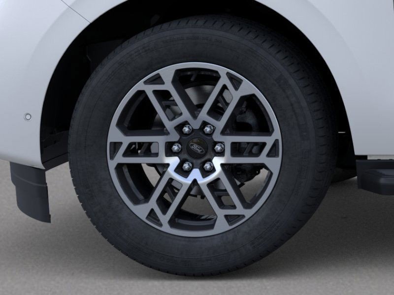 New 2025 Ford Expedition Active image 19