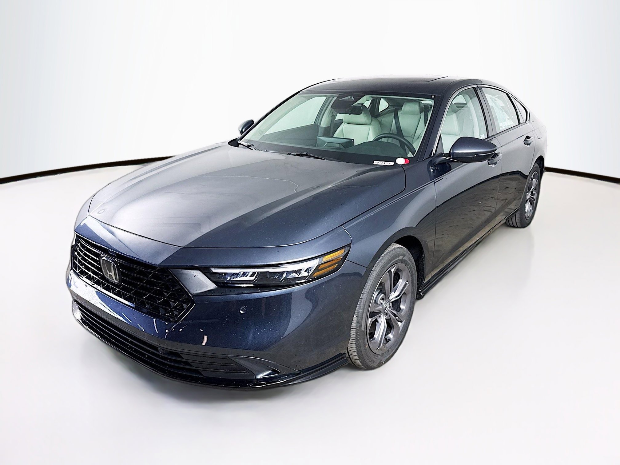 New 2026 Honda Accord EX-L image 4