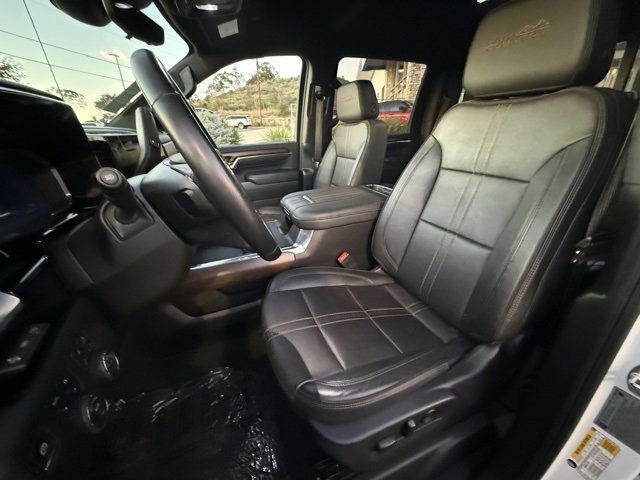 Certified 2024 Chevrolet Silverado 3500 High Country w/ Technology Package image 30