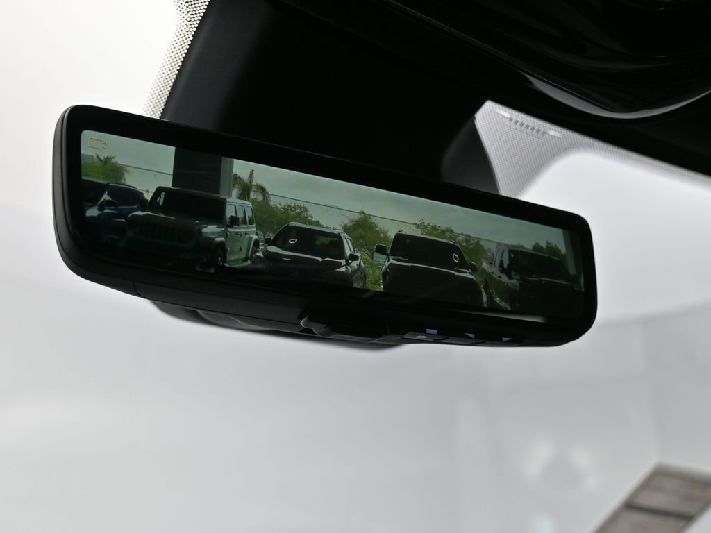 Used 2024 Jeep Grand Cherokee Overland w/ Luxury Tech Group IV image 45