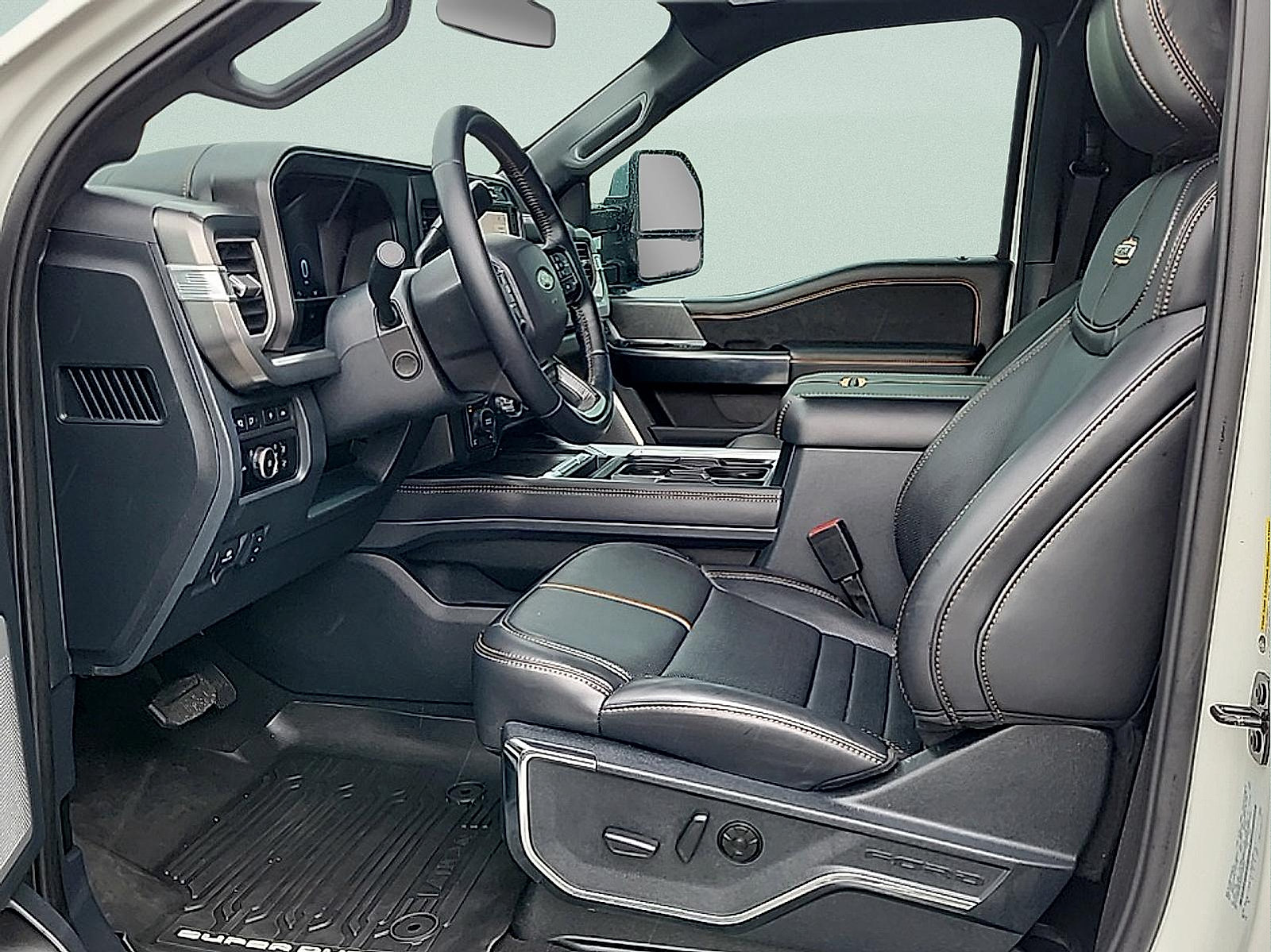Used 2024 Ford F350 Platinum AWD/4WD image 24