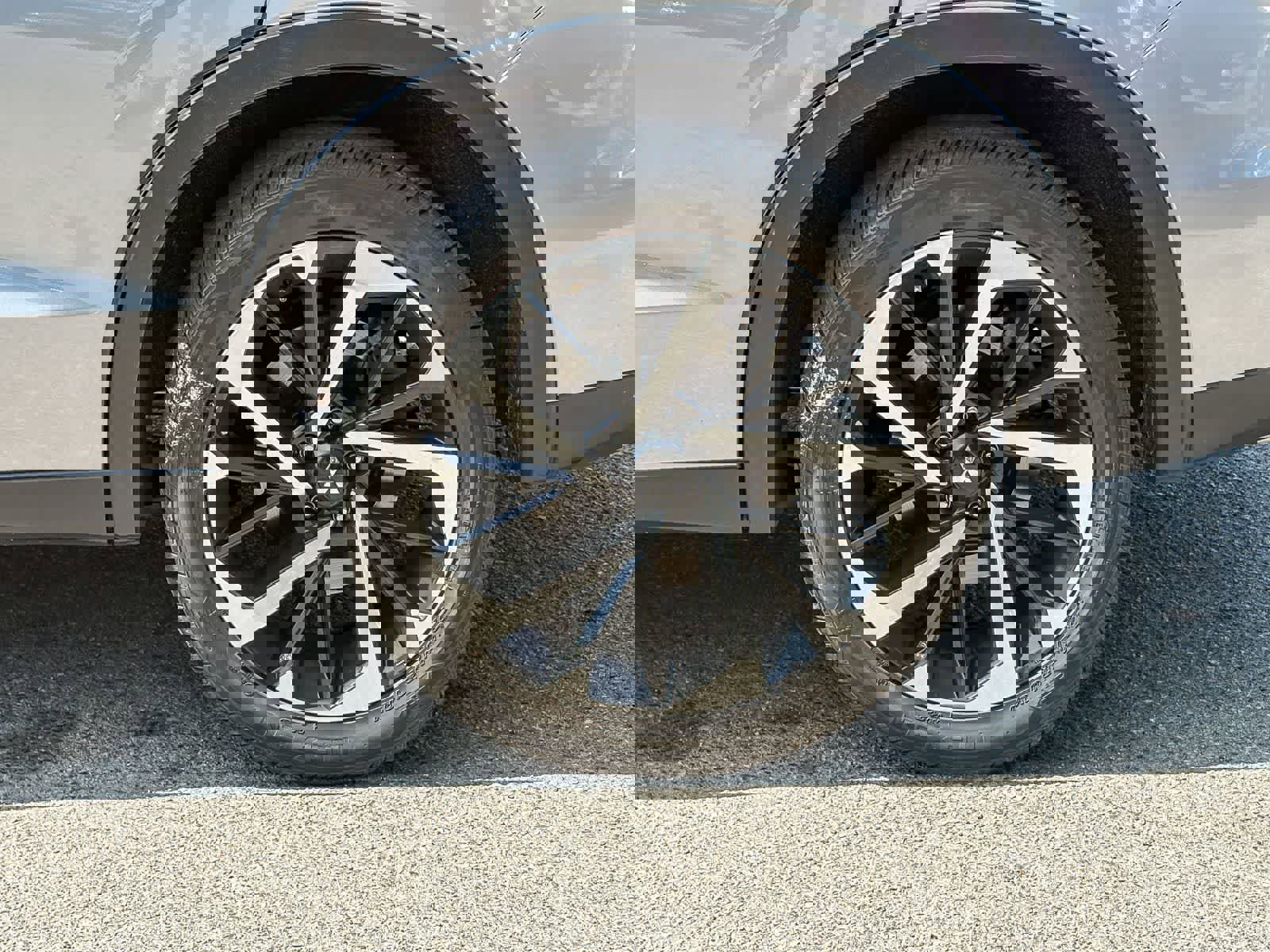 Used 2022 Mitsubishi Outlander SE image 9