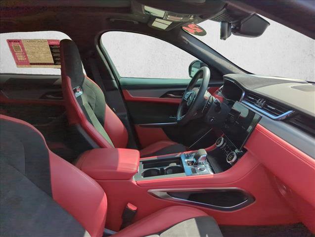 Used 2024 Jaguar F-PACE SVR AWD/4WD image 25