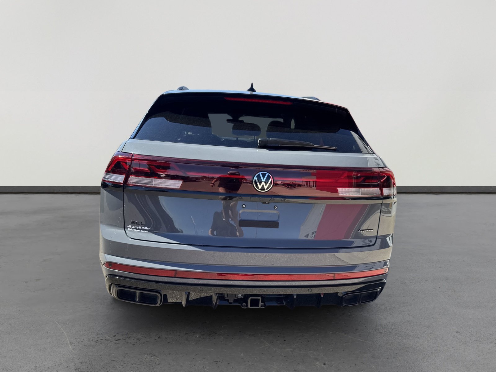 New 2026 Volkswagen Atlas Cross Sport SEL R-Line AWD/4WD image 5