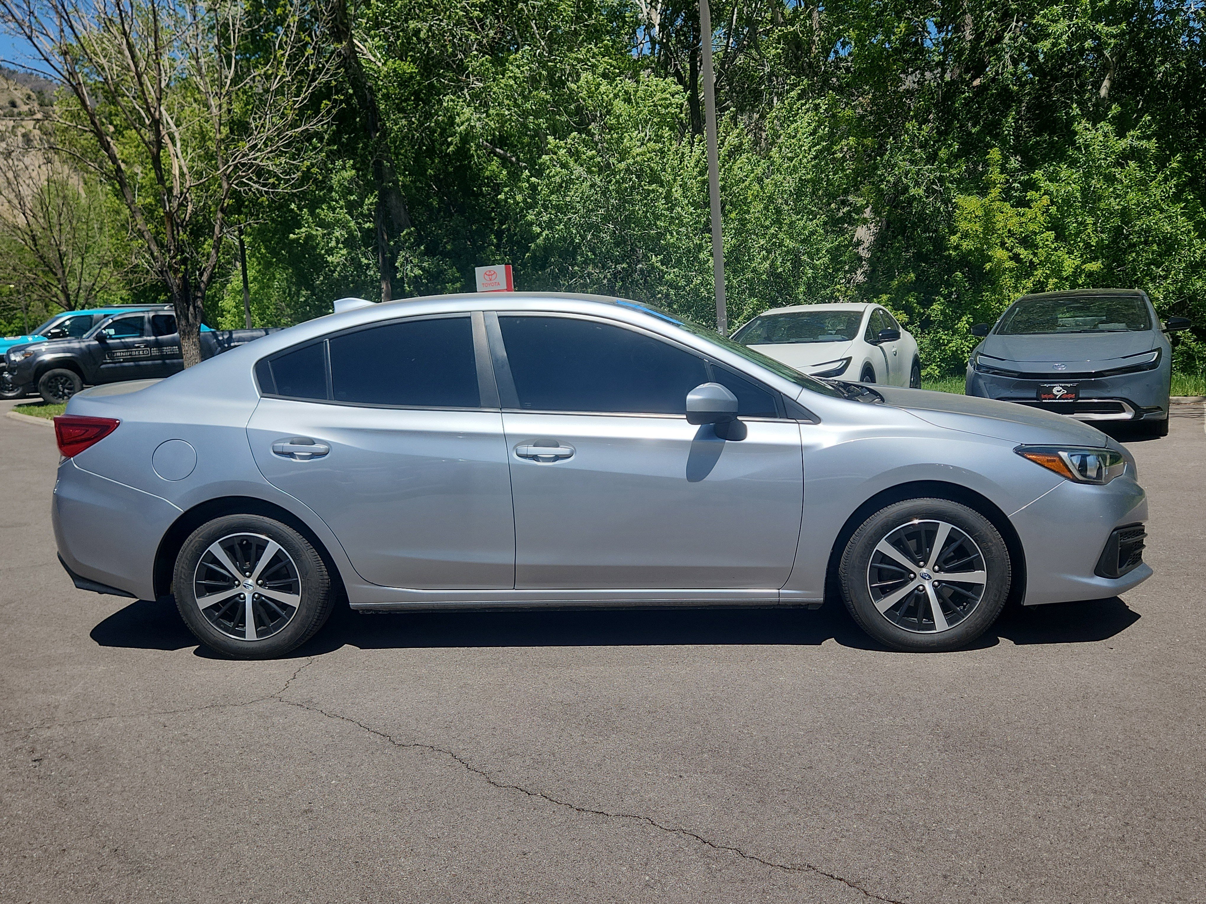 Used 2023 Subaru Impreza 2.0i Premium AWD/4WD image 2