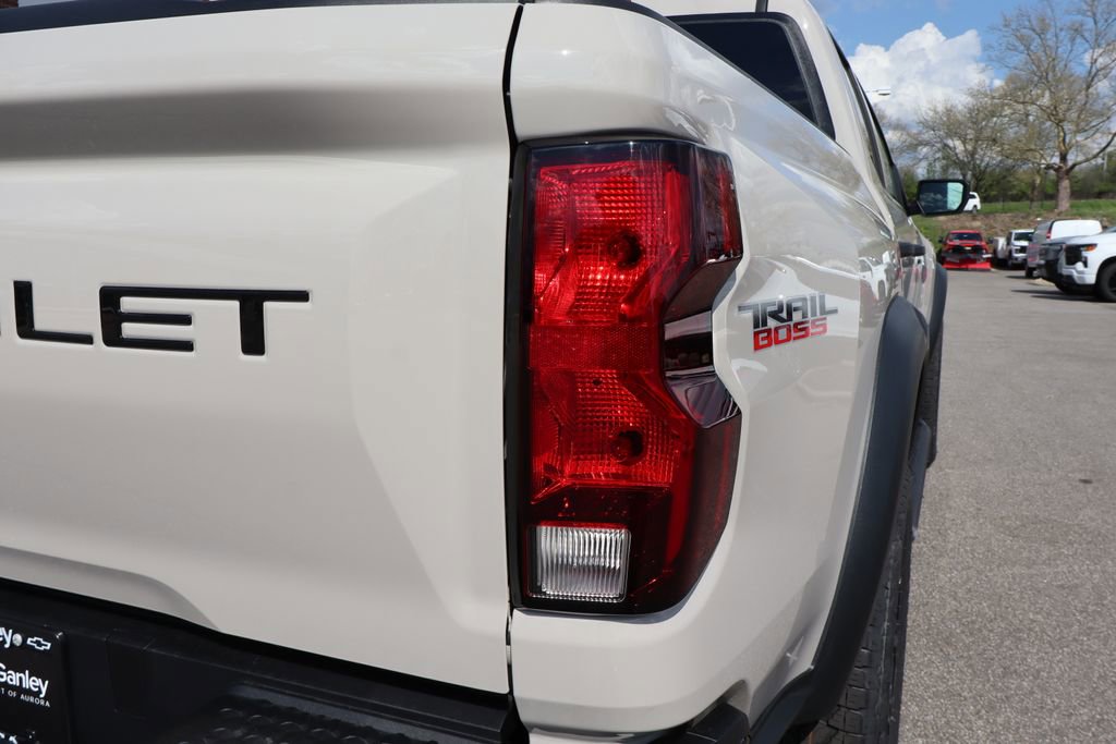 New 2026 Chevrolet Colorado Trail Boss AWD/4WD image 38