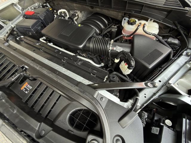 Used 2025 GMC Sierra 1500 SLT RWD image 32