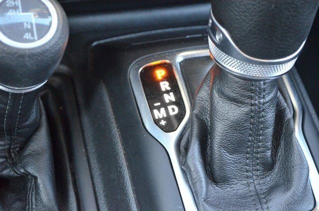 Used 2023 Jeep Wrangler Sport S image 29