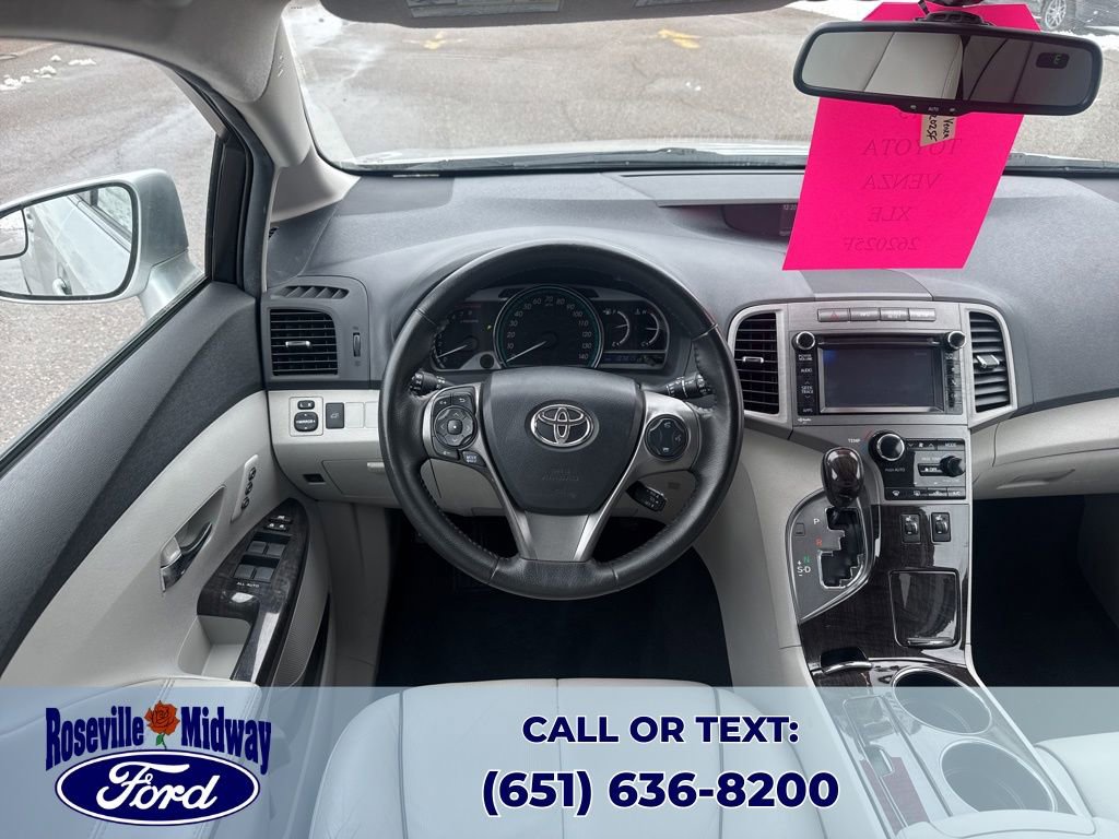 Used 2013 Toyota Venza XLE image 11