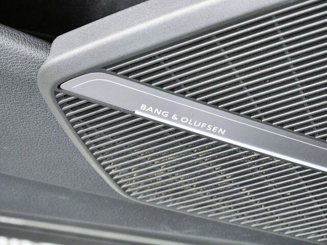 Used 2023 Audi SQ5 Premium Plus w/ Premium Plus Package AWD/4WD image 7