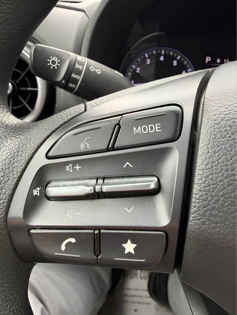 Used 2022 Hyundai Kona SEL AWD/4WD image 18