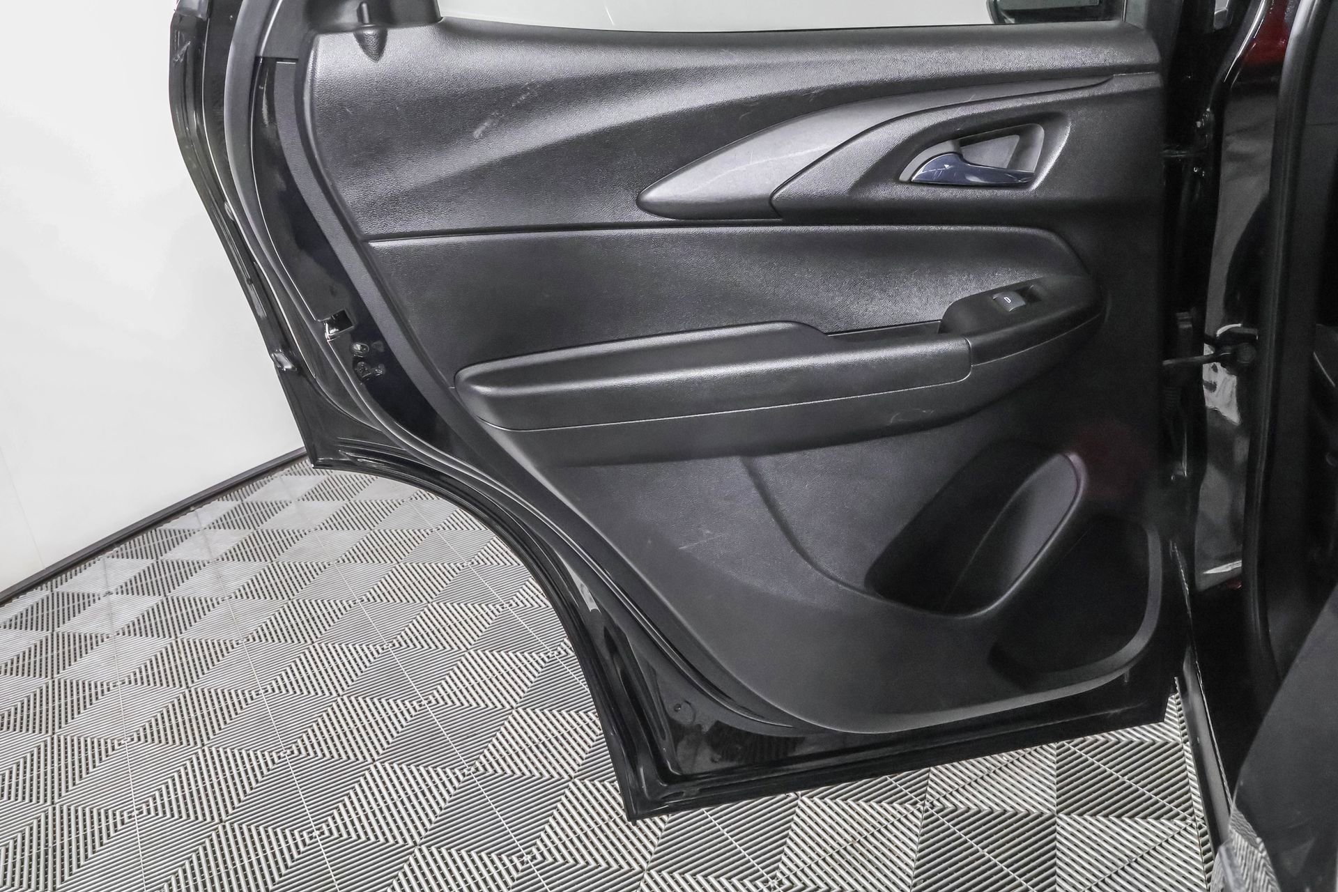 Used 2023 Chevrolet TrailBlazer LT image 37