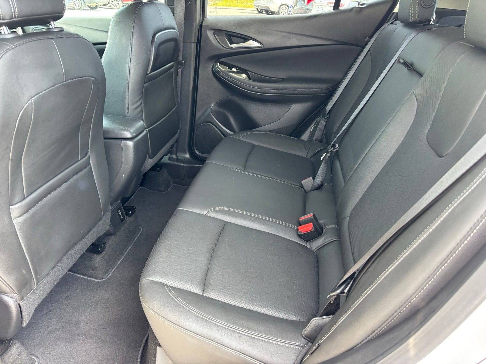 Used 2024 Buick Encore GX Sport Touring w/ Comfort Package FWD image 19