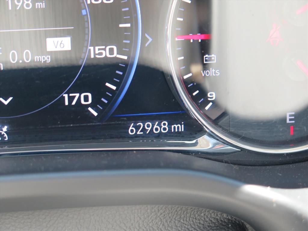 Used 2023 GMC Acadia Denali w/ Denali Ultimate Package AWD/4WD image 15