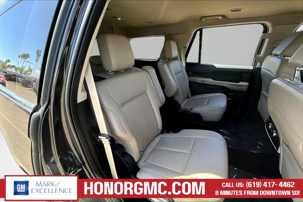 Used 2024 Ford Expedition XLT image 24