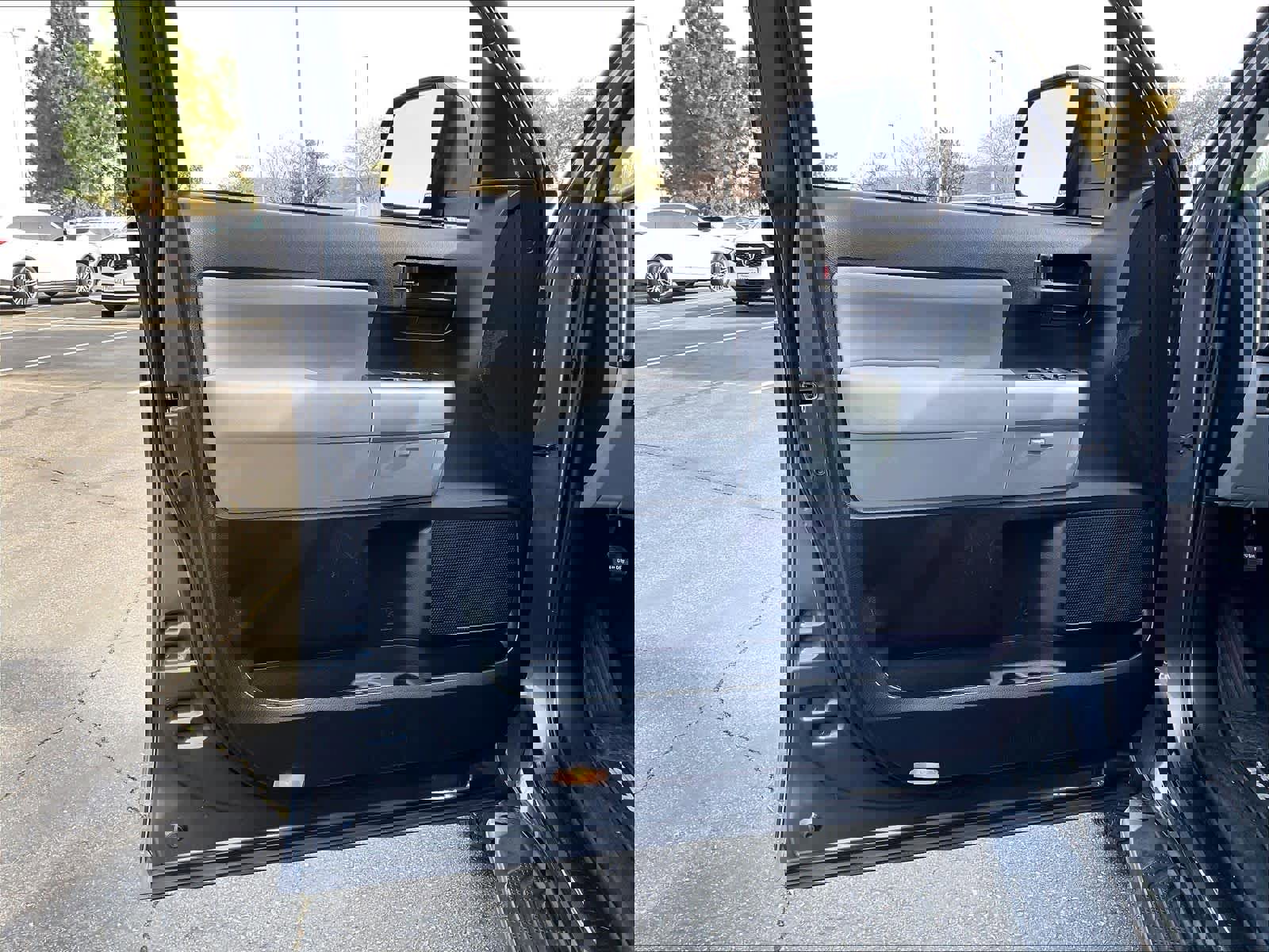 Used 2019 Toyota Sequoia SR5 image 25