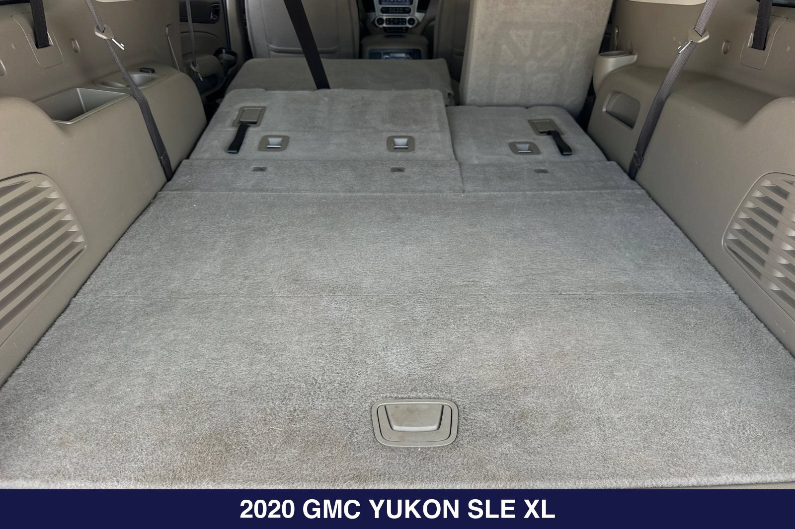 Used 2020 GMC Yukon XL SLE w/ SLE Value Package RWD image 17