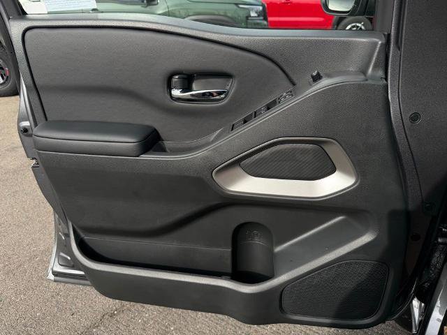 New 2026 Nissan Frontier SV w/ Tow Package image 17