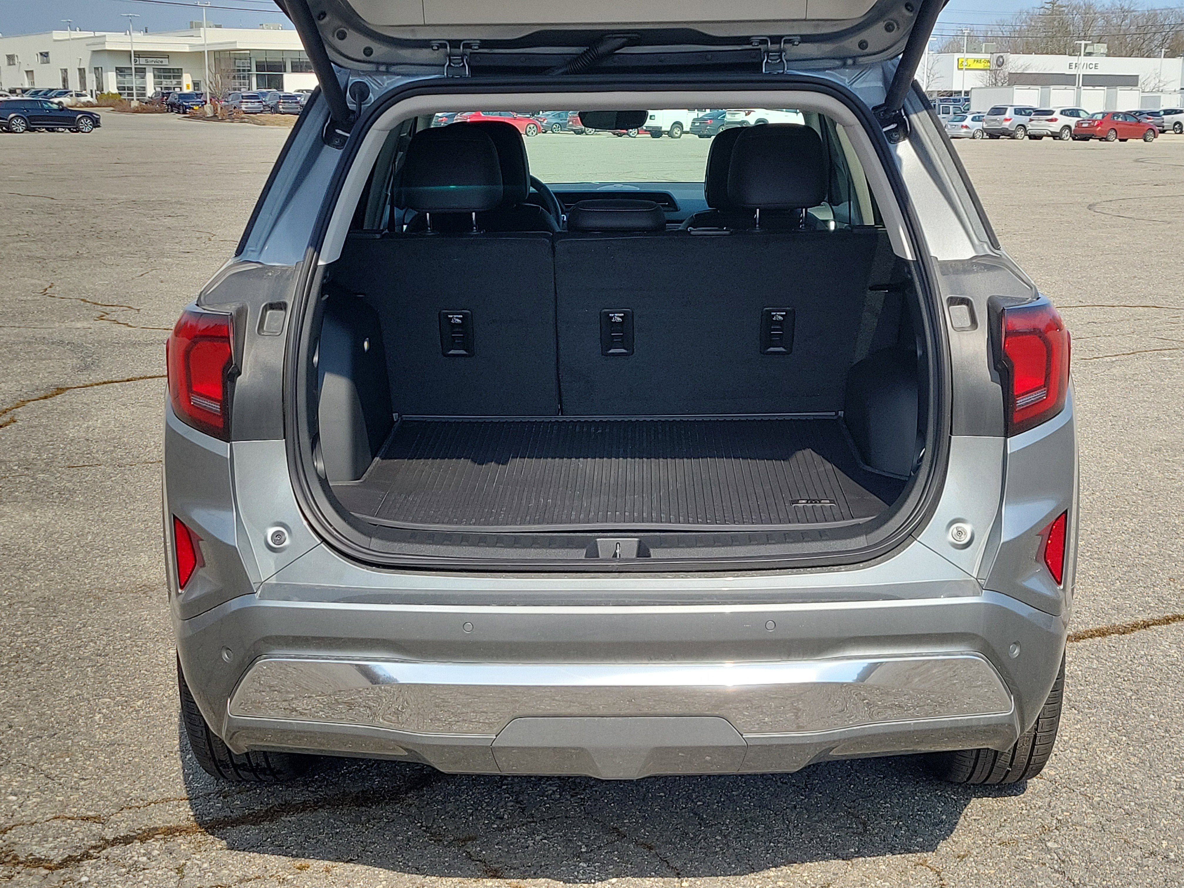 New 2026 GMC Terrain Denali w/ LPO, Floor Liner Package AWD/4WD image 16