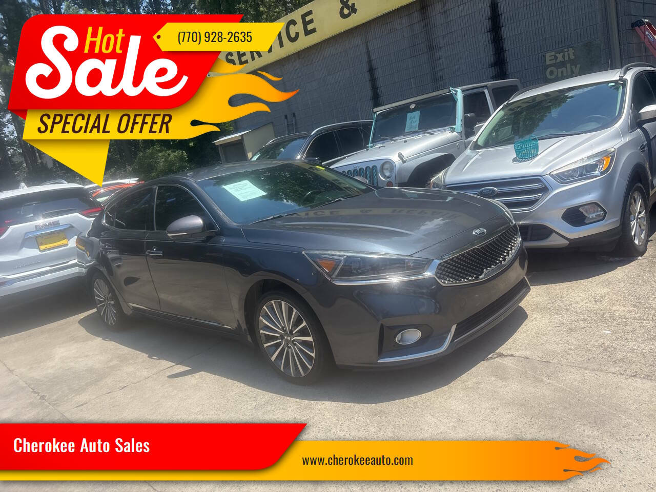 Used 2017 Kia Cadenza Premium w/ Luxury Package
