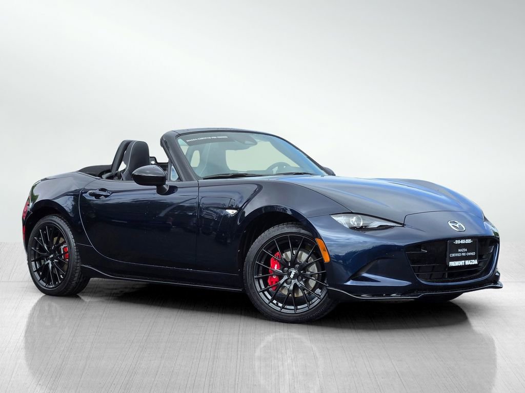 Certified 2025 MAZDA MX-5 Miata Club w/ Brembo/BBS Recaro Package RWD image 2