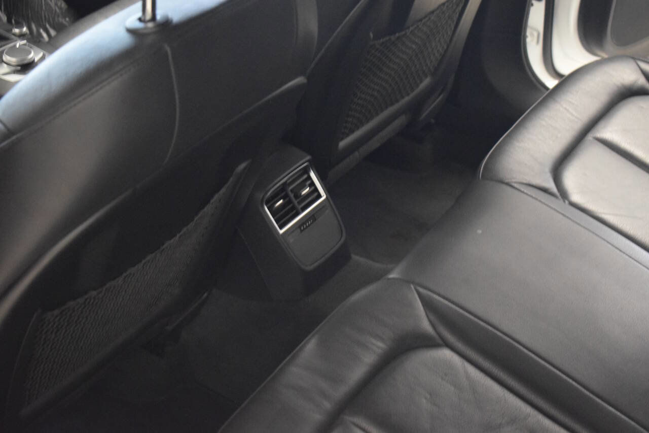 Used 2017 Audi A3 e-tron Premium image 58