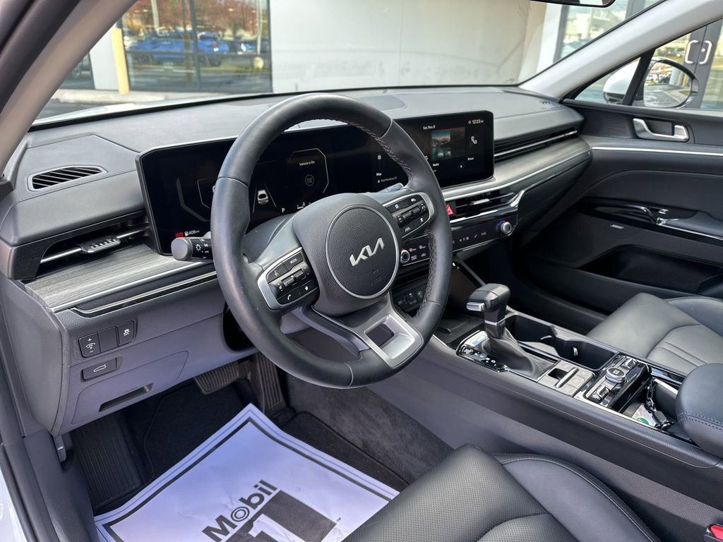 Used 2025 Kia K5 EX image 30