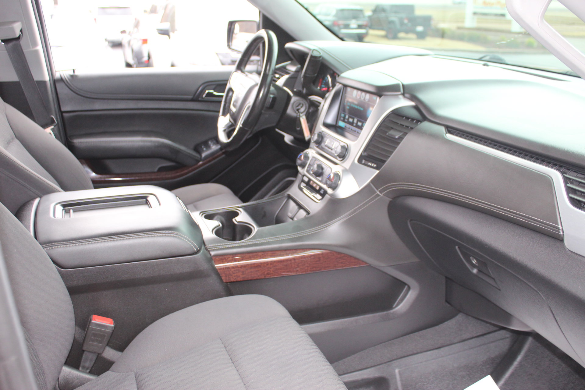 Used 2020 GMC Yukon SLE image 31